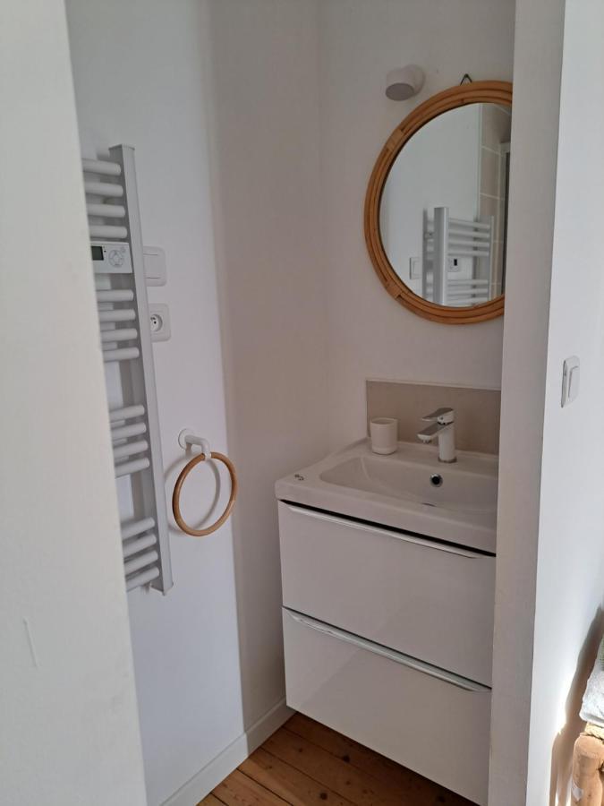 Appartement Calme Dans Maisonnette Graulhet Exteriör bild