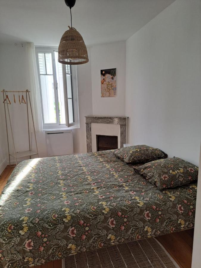 Appartement Calme Dans Maisonnette Graulhet Exteriör bild